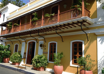 Palais-de-Mahe-Hotel-350x250